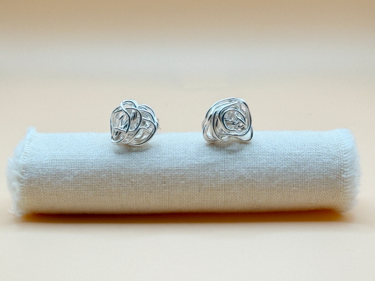 Crumple Studs